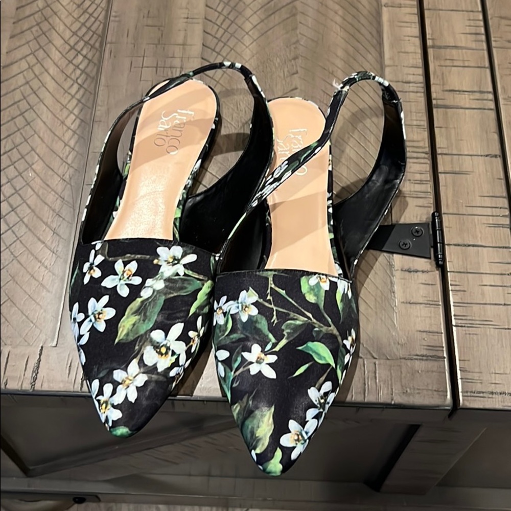 Floral flats